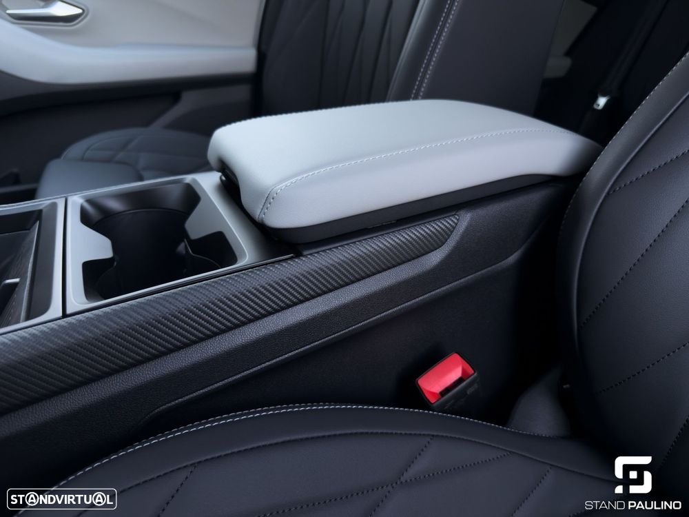 Ford Explorer 79 kWh Premium - 34