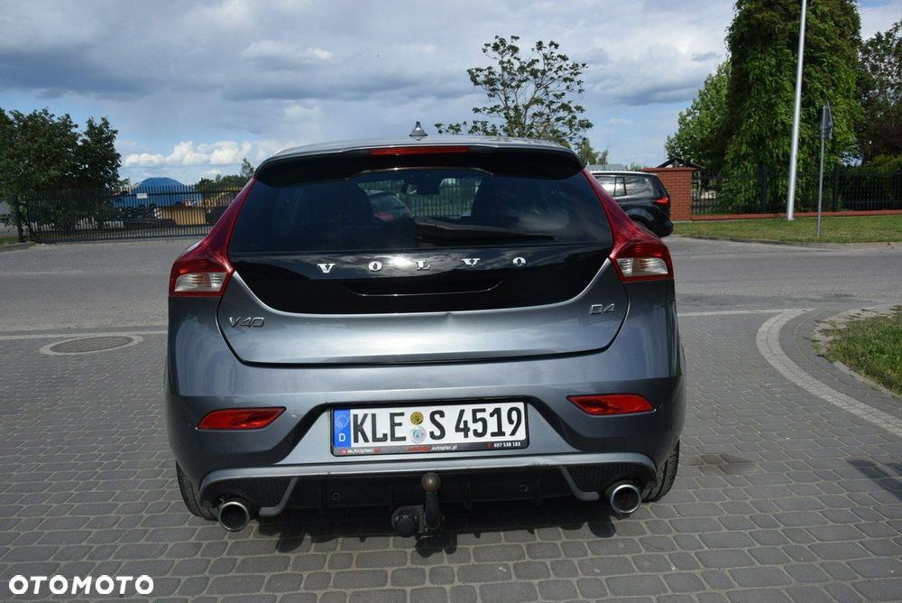 Volvo V40 D4 Drive-E R-Design Kinetic - 15