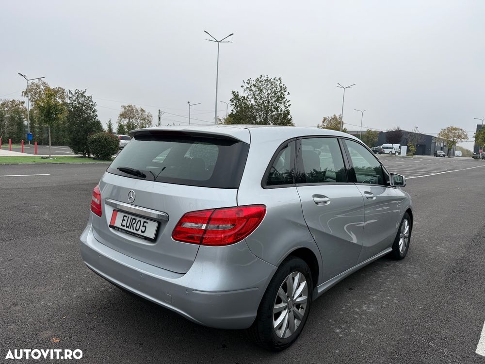 Mercedes-Benz B 180 CDI BlueEfficiency 7G-DCT - 9
