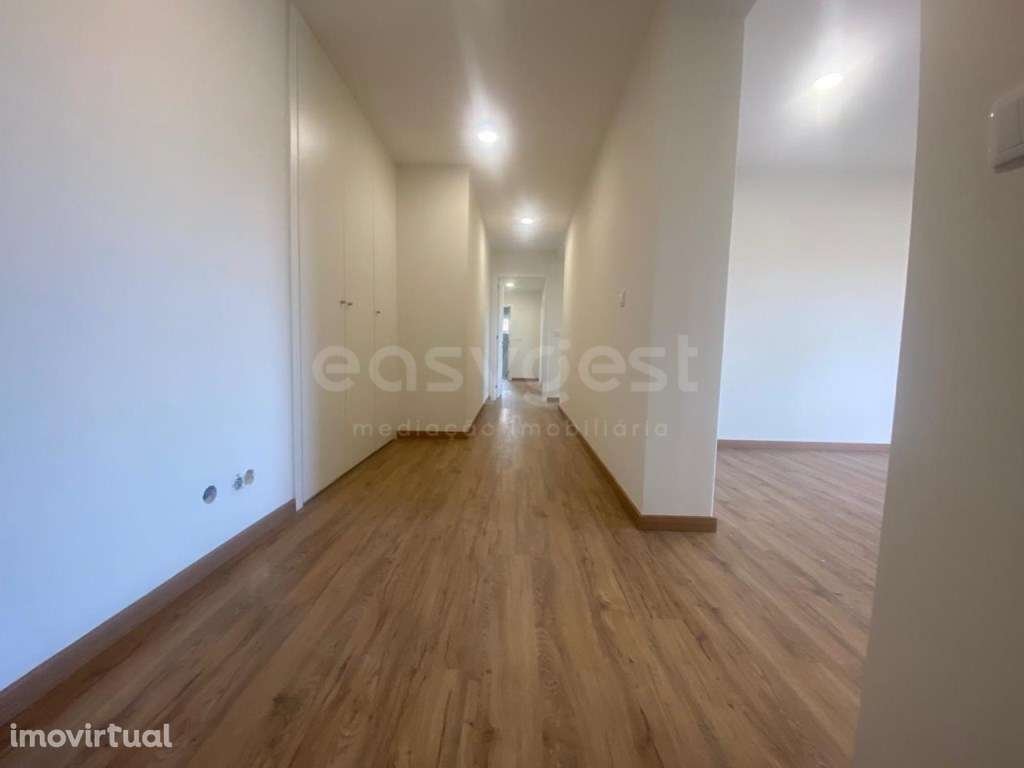 Apartamento T3 Totalmente Remodelado - Olivais, Coimbra - Grande imagem: 3/24