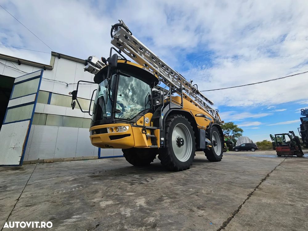 Challenger Rogator 635b - 3