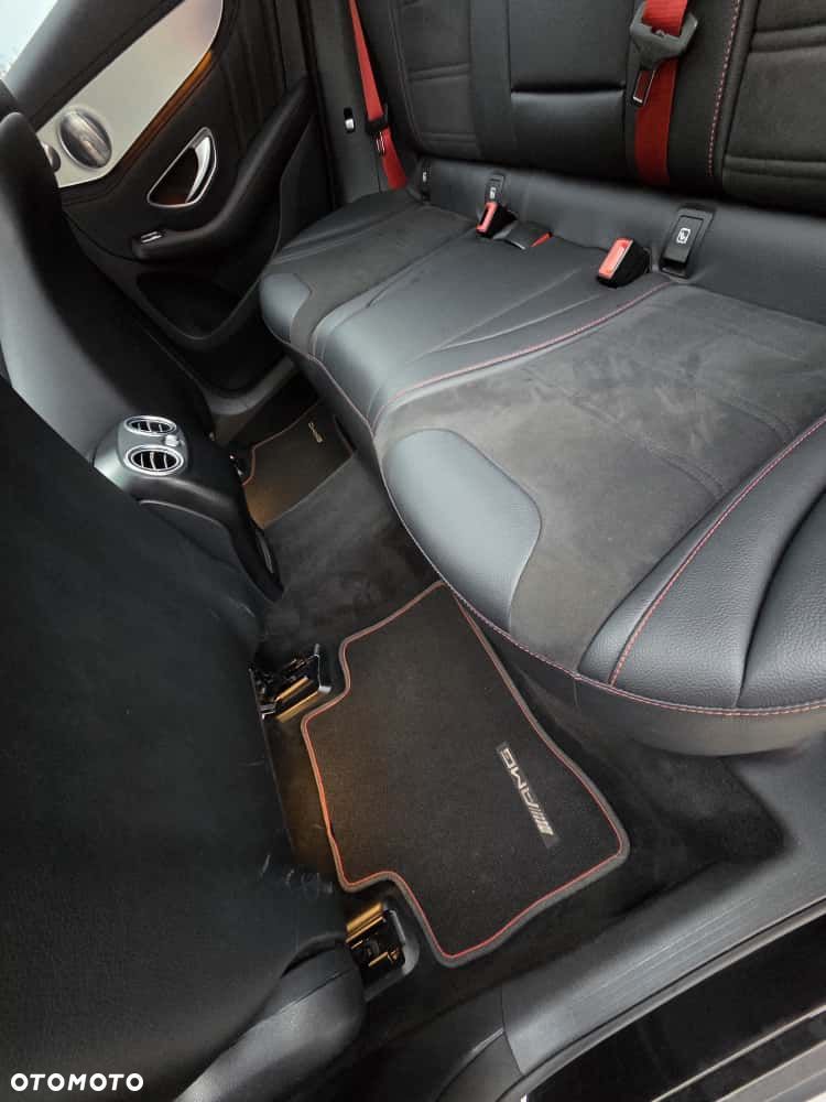 Mercedes-Benz GLC - 13