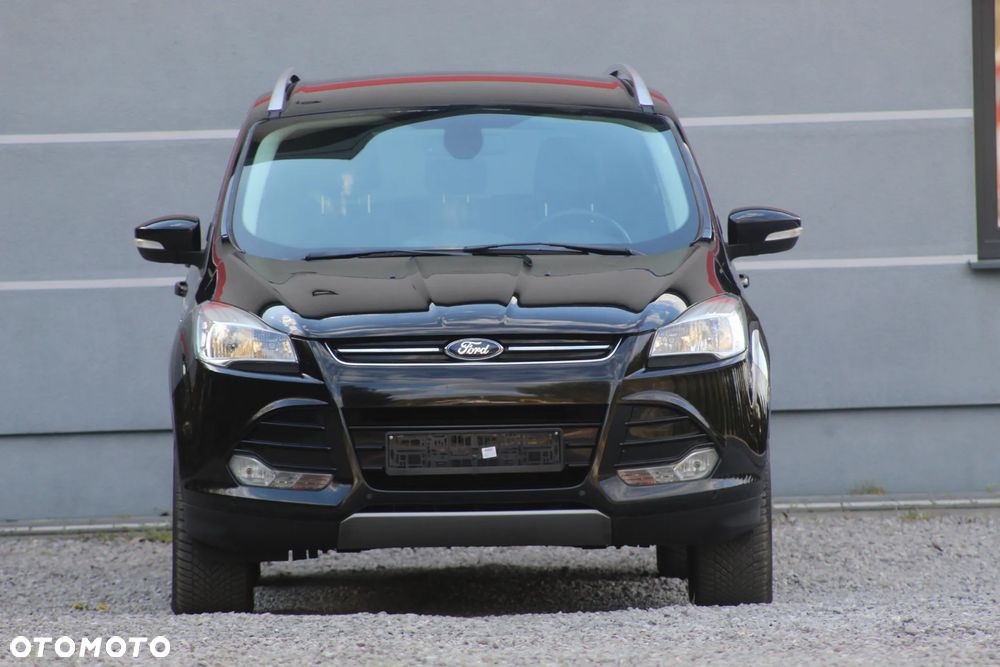 Ford Kuga 2.0 TDCi 2x4 Titanium - 9