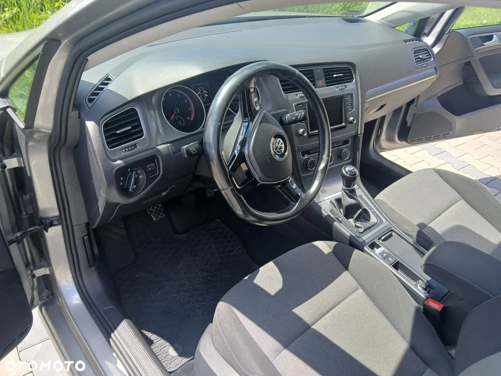 Volkswagen Golf 1.2 TSI BMT Comfortline - 3