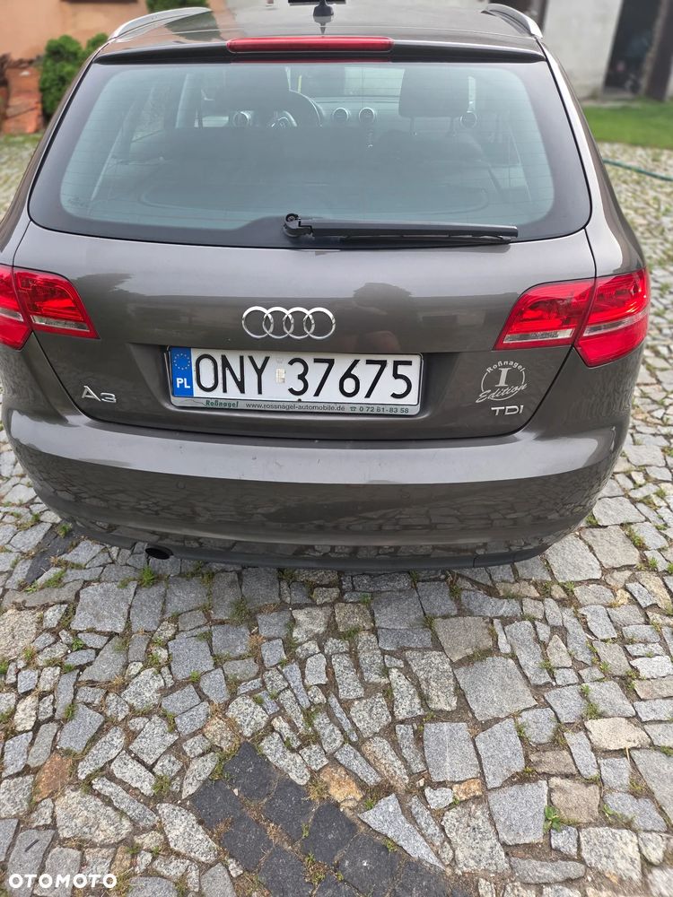 Audi A3 Sportback - 2