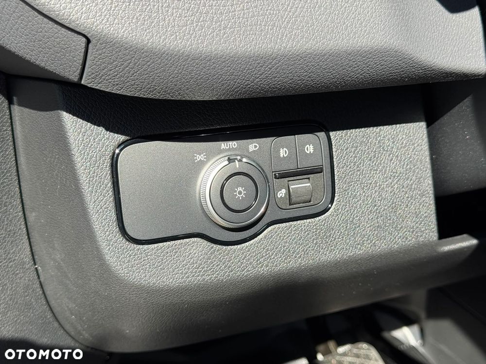 Mercedes-Benz Sprinter - 17