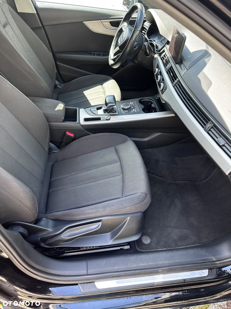 Audi A4 Limousine 35 TFSI S tronic - 17