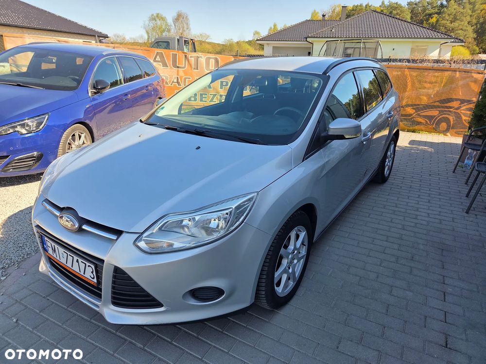 Ford Focus 1.6 TDCi DPF Start-Stopp-System SYNC Edition - 5