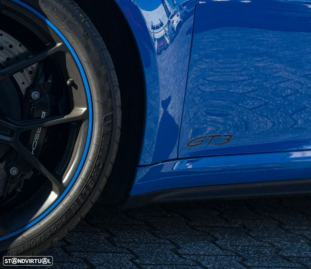 Porsche 911 Série F - 5