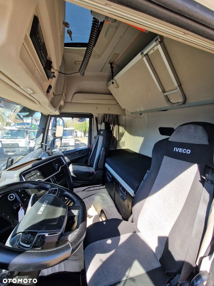 Iveco S-Way 460 LNG - 8