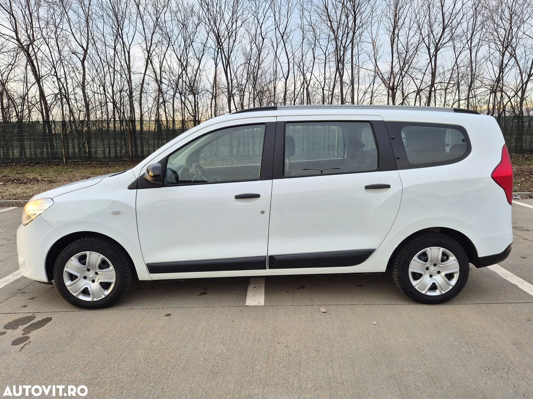 Dacia Lodgy 1.6 SCe Laureate - 15