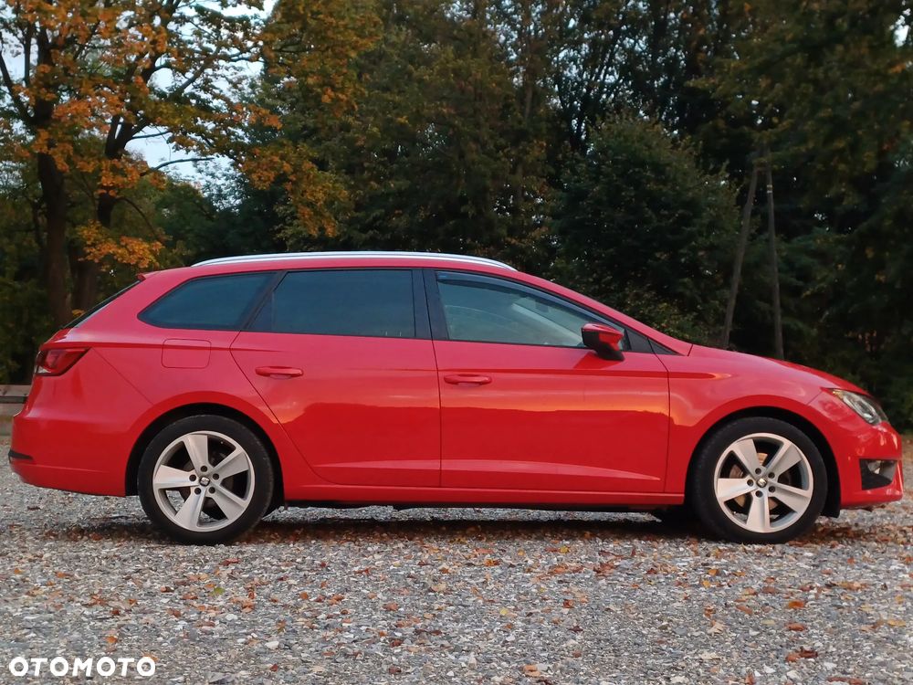 Seat Leon 2015 photo 2