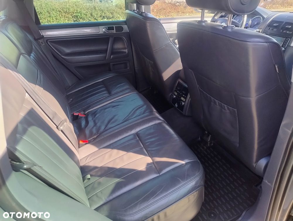 Volkswagen Touareg 5.0 V10 TDI DPF Automatik Exclusive Edition - 19