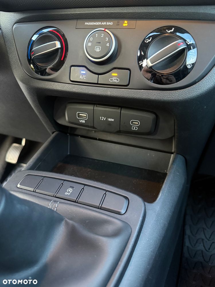 Hyundai i10 - 16