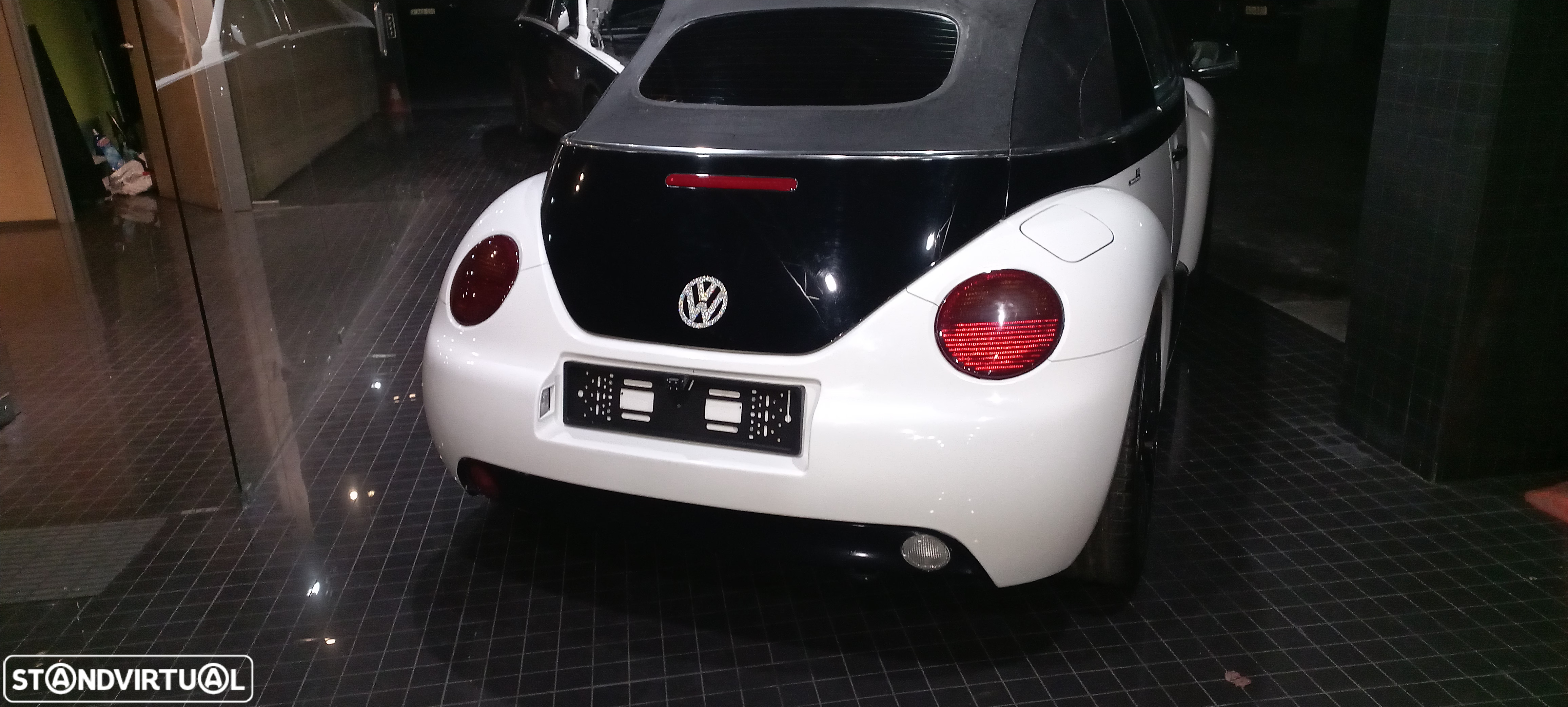 VW New Beetle Cabriolet 1.9 TDi Top Couro - 23