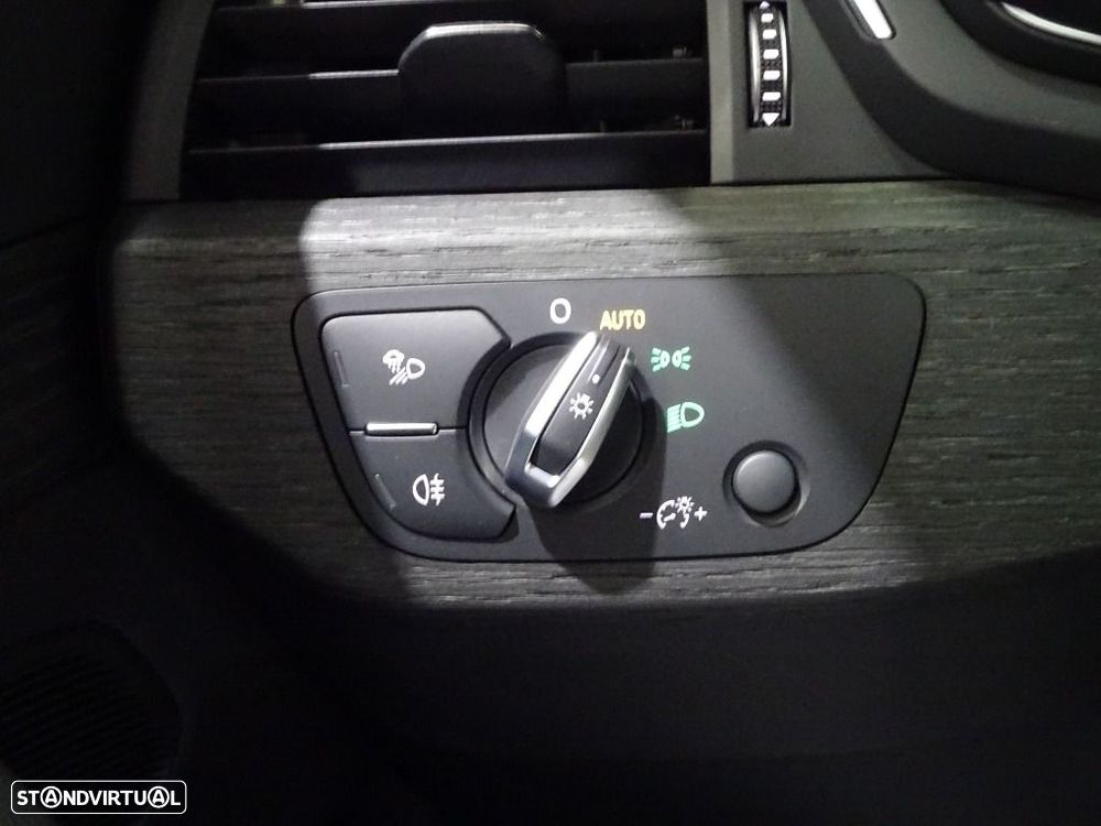 Audi A4 Avant 35 TDI S tronic - 11