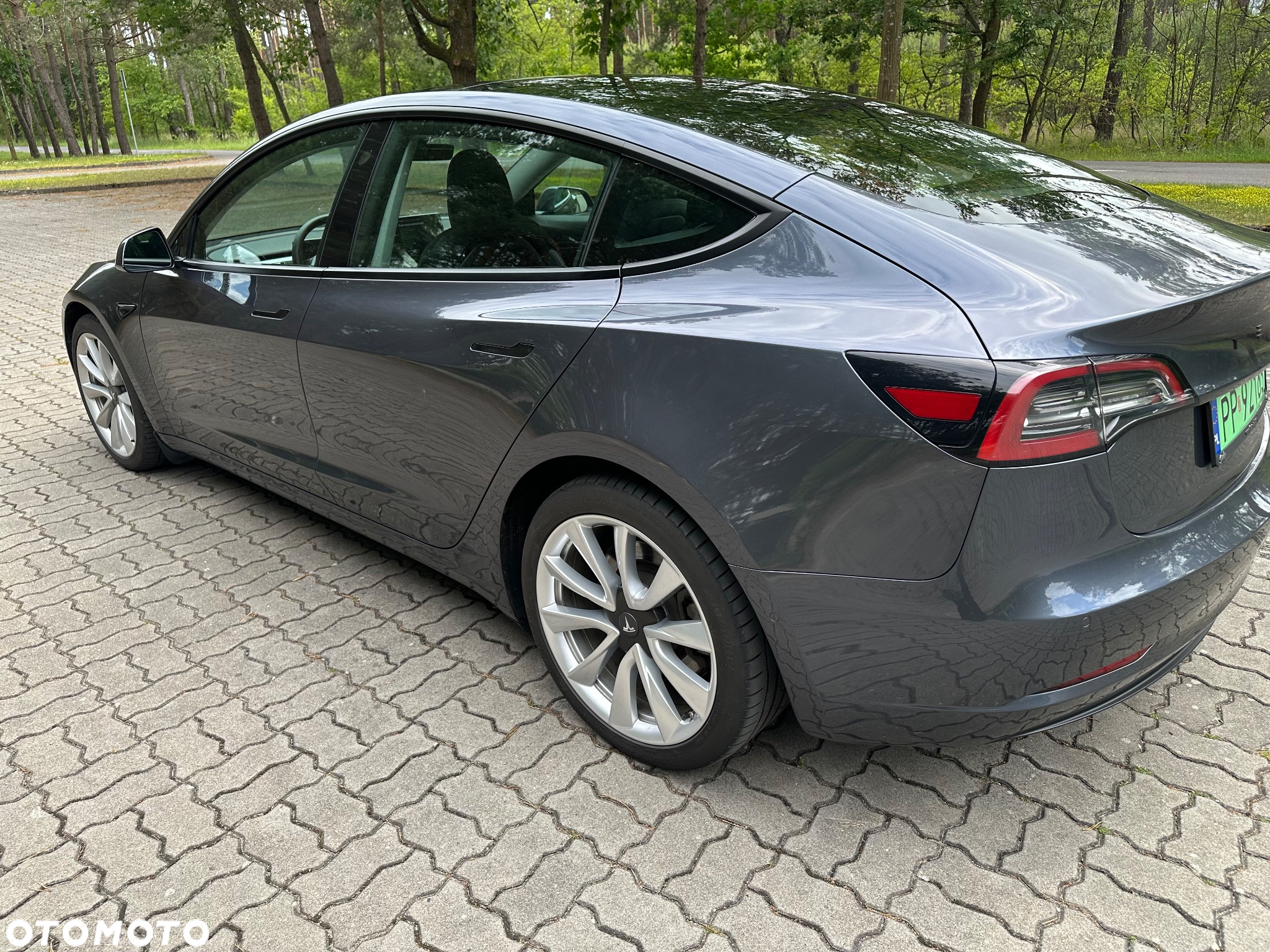 Tesla Model 3 Langstreckenbatterie Allradantrieb Dual Motor - 5