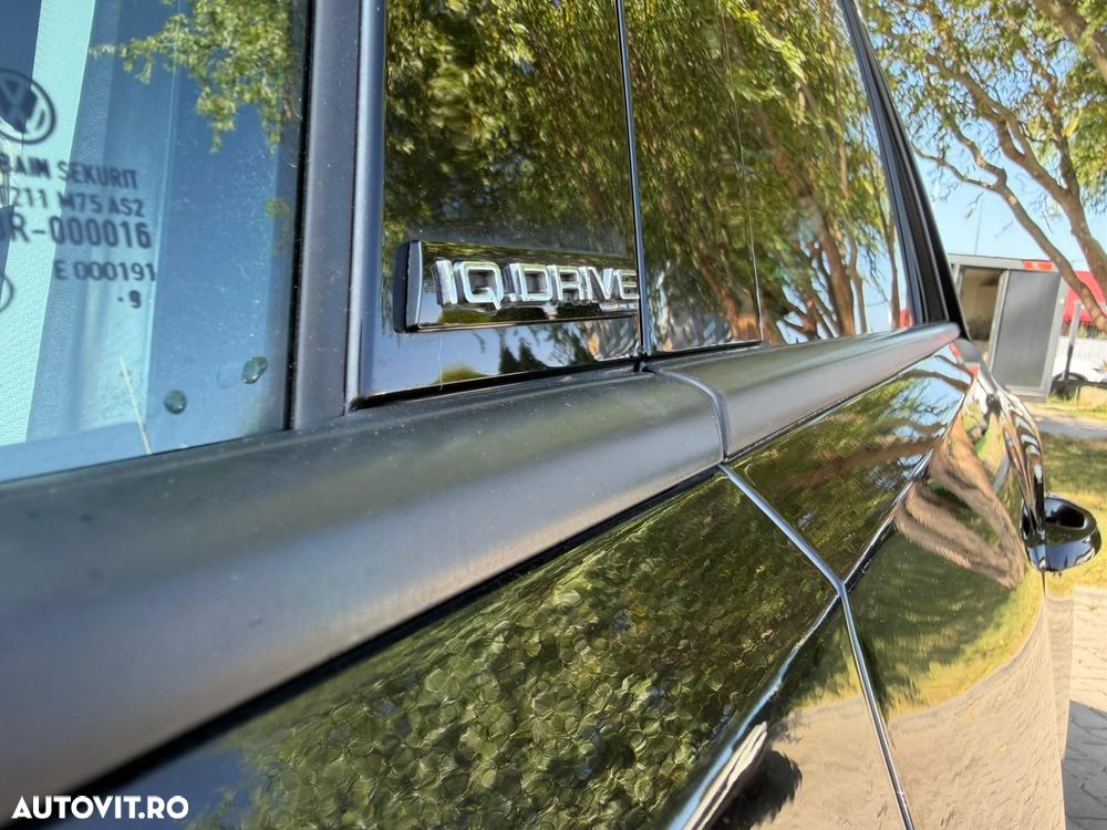 Volkswagen T-Roc 2.0 TDI 4Mot DSG R-Line - 17