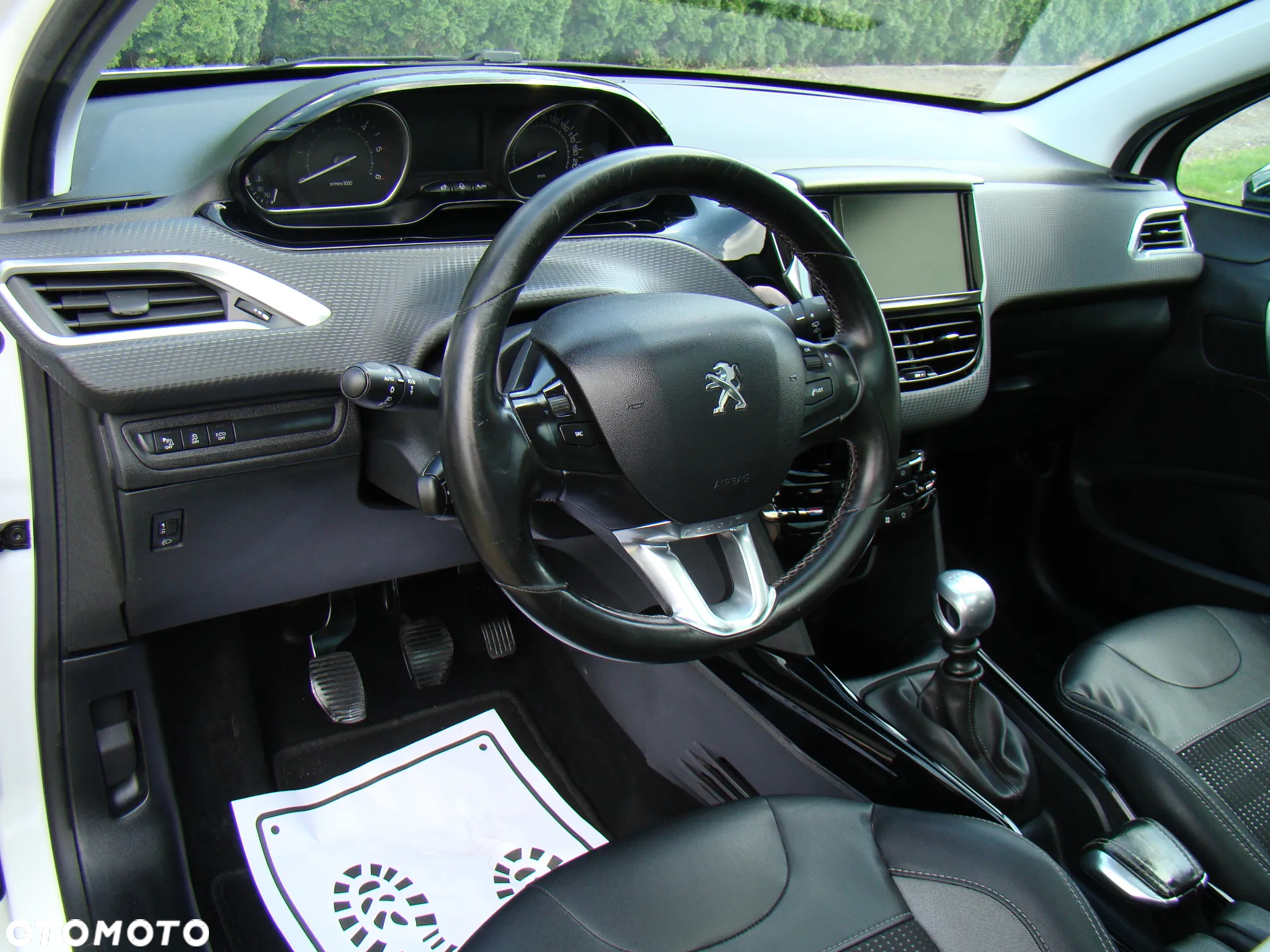 Peugeot 2008 - 15