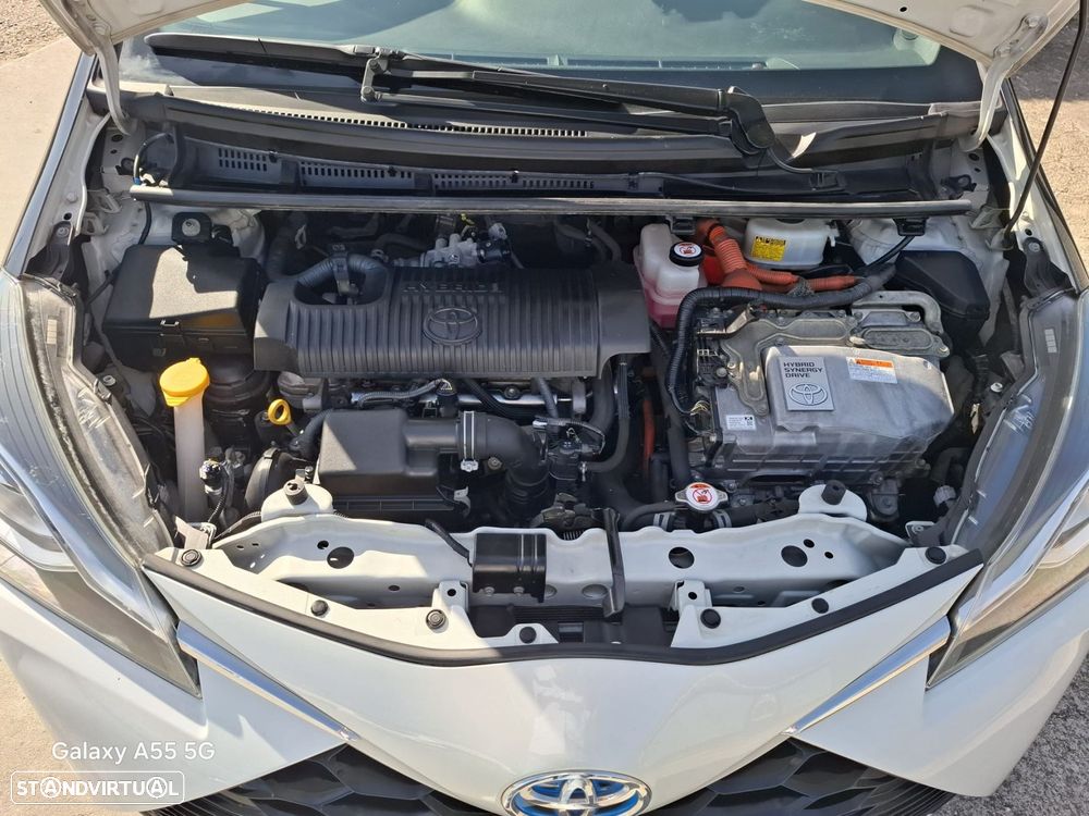 Toyota Yaris 1.5 HSD Square Collec.White - 51