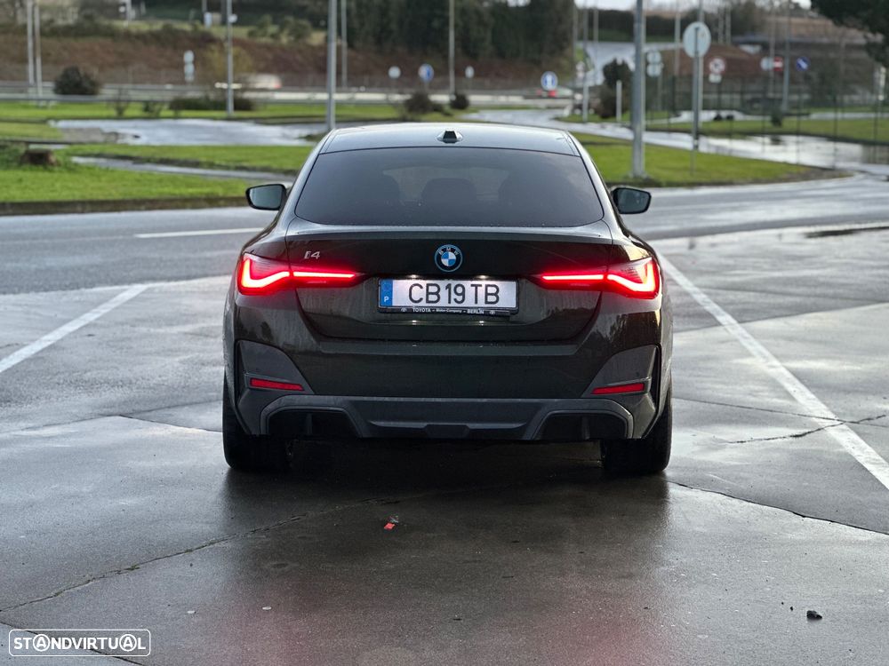 BMW i4 eDrive40 Pack Desportivo M - 17