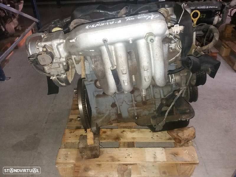 MOTOR COMPLETO TOYOTA AVENSIS 2000 - 4