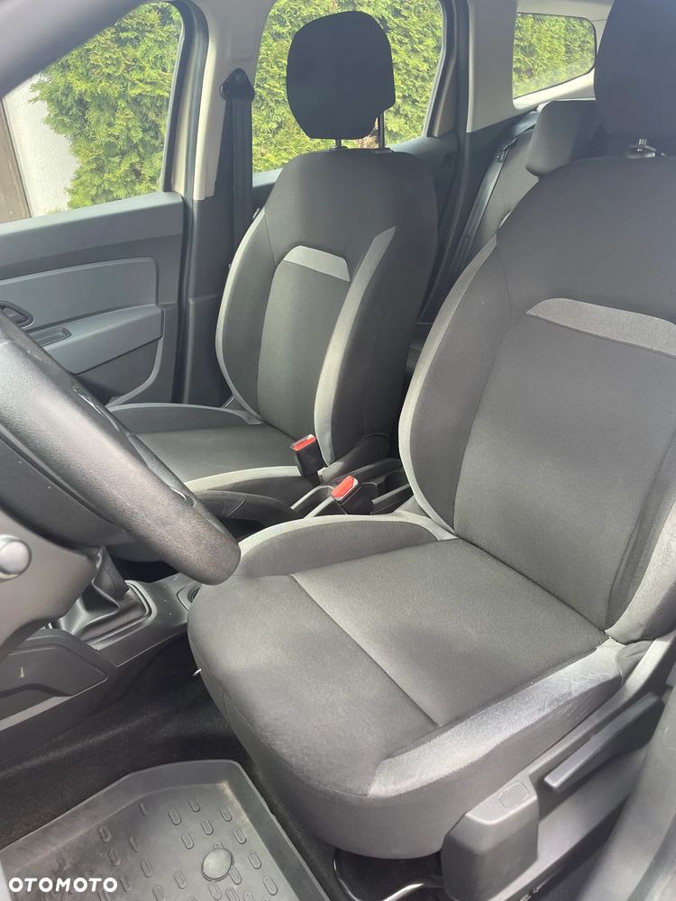 Dacia Duster 1.6 SCe Ambiance S&S - 12