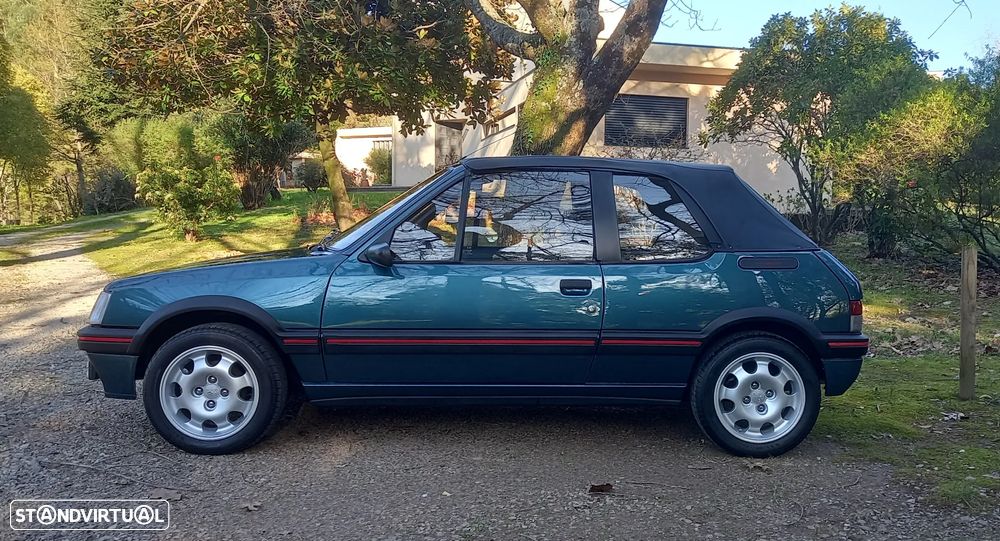 Peugeot 205 Cabrio - 1