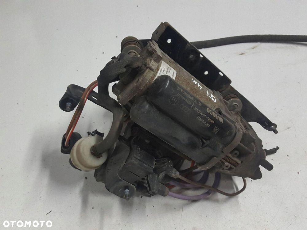 AUDI Q7 II 4M 15-19r KOMPRESOR ZAWIESZENIA ROZDZIELACZ 4430203001 - 2