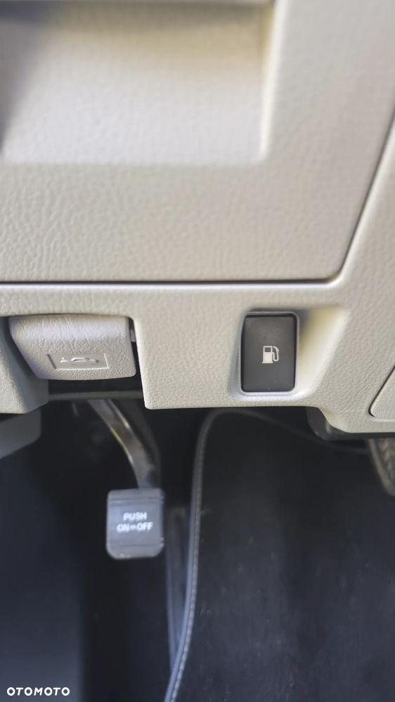Toyota Highlander - 10