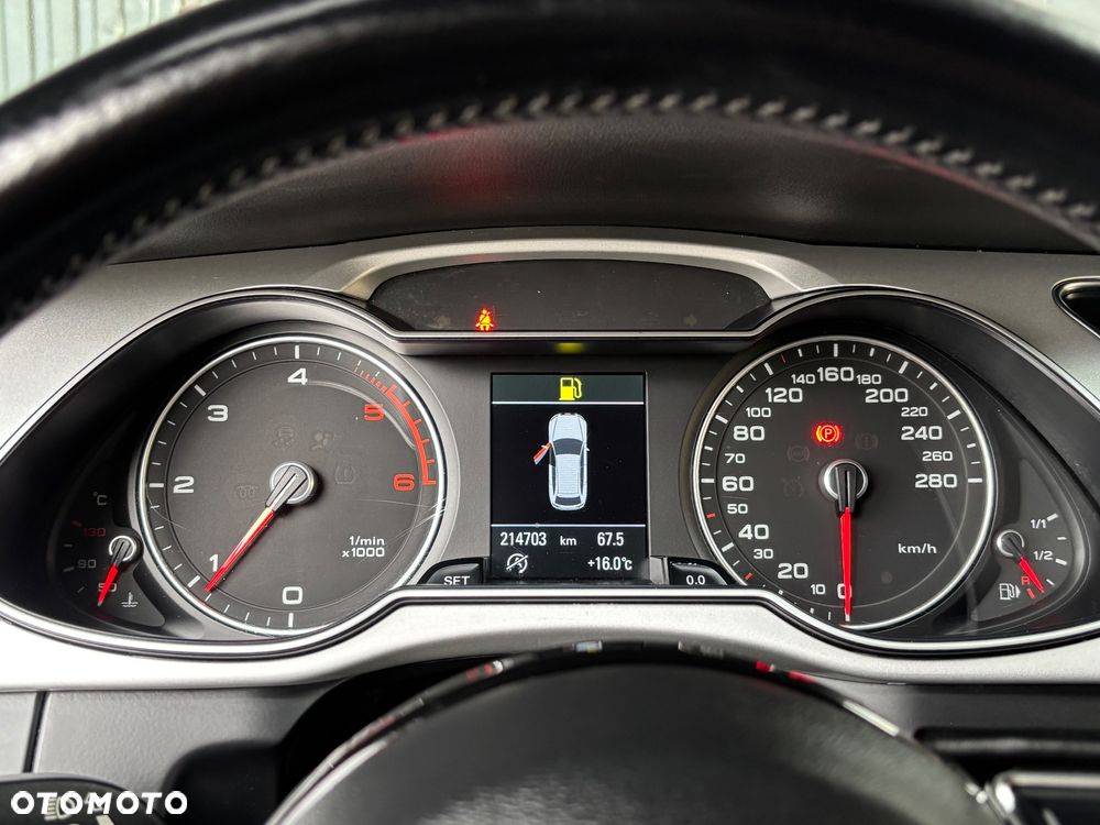 Audi A4 Avant 2.0 TDI DPF clean diesel quattro S line Sportpaket - 23