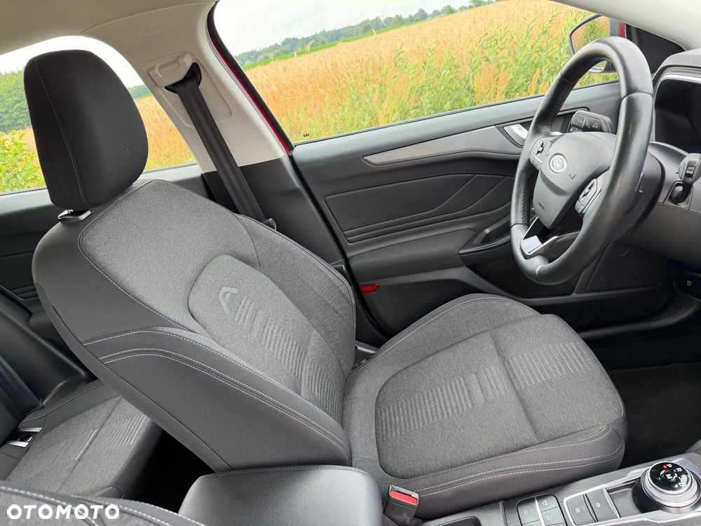 Ford Focus 1.5 EcoBoost Active - 24