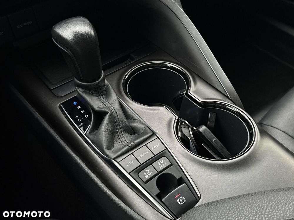 Toyota Camry 2.5 Hybrid Prestige CVT - 27