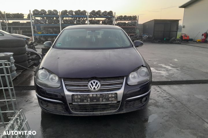 Dezmembrez Volkswagen VW Jetta 5 [2005 - 2011] Sedan 4-usi 2.0 TDI DS - 1