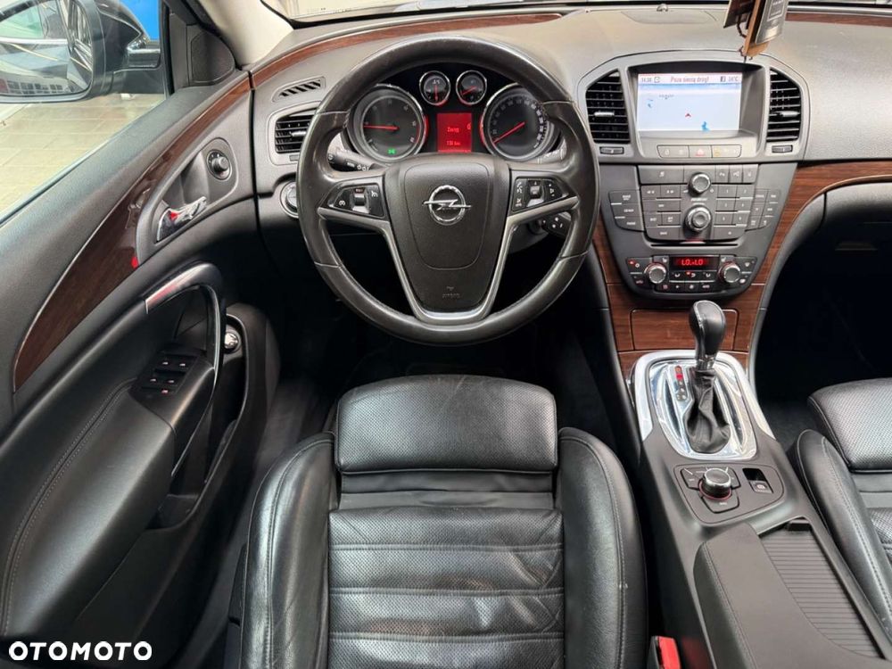 Opel Insignia - 23
