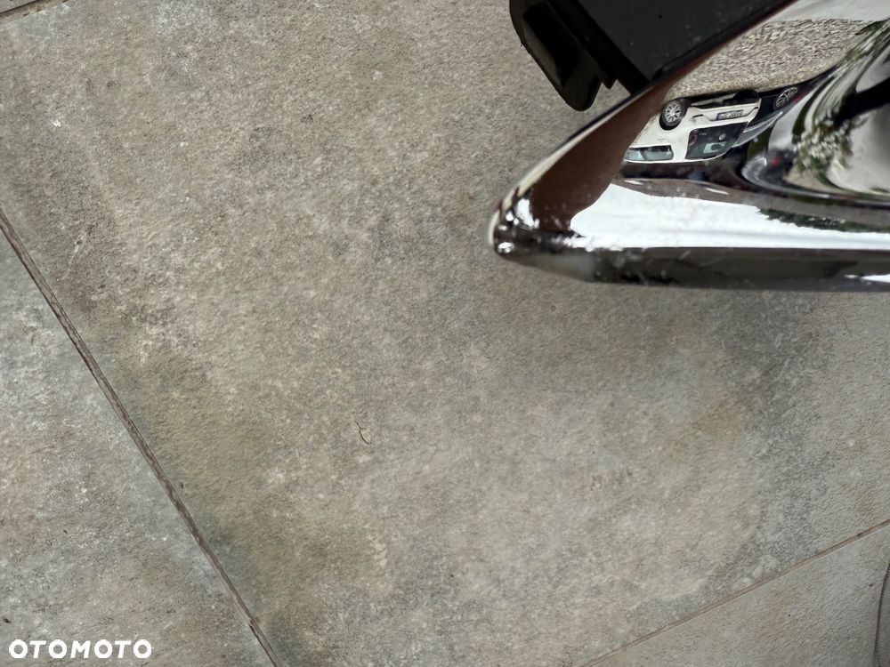 Kratka zderzaka lewa prawa chrom Volvo XC90 II  2015^ 32345469 - 3