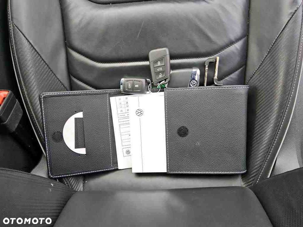 Volkswagen Arteon 2.0 TDI SCR 4Motion DSG R-Line - 9