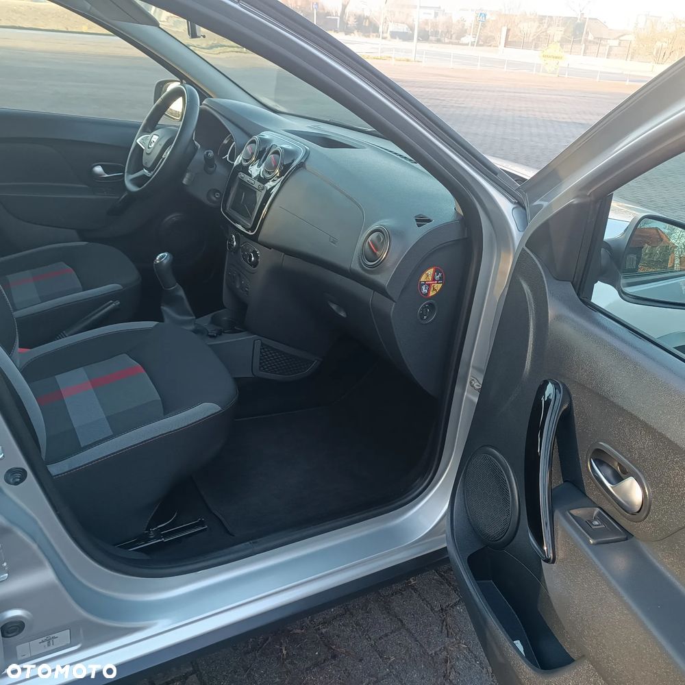 Dacia Sandero Stepway TCe 90 Prestige - 21