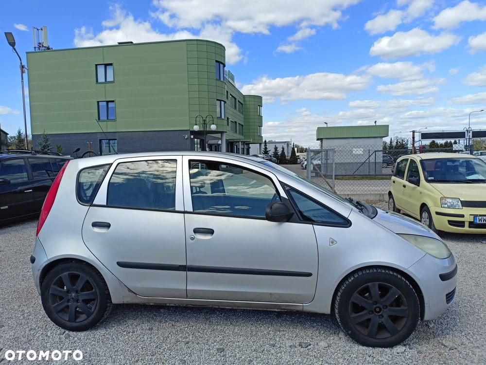 Mitsubishi Colt - 5