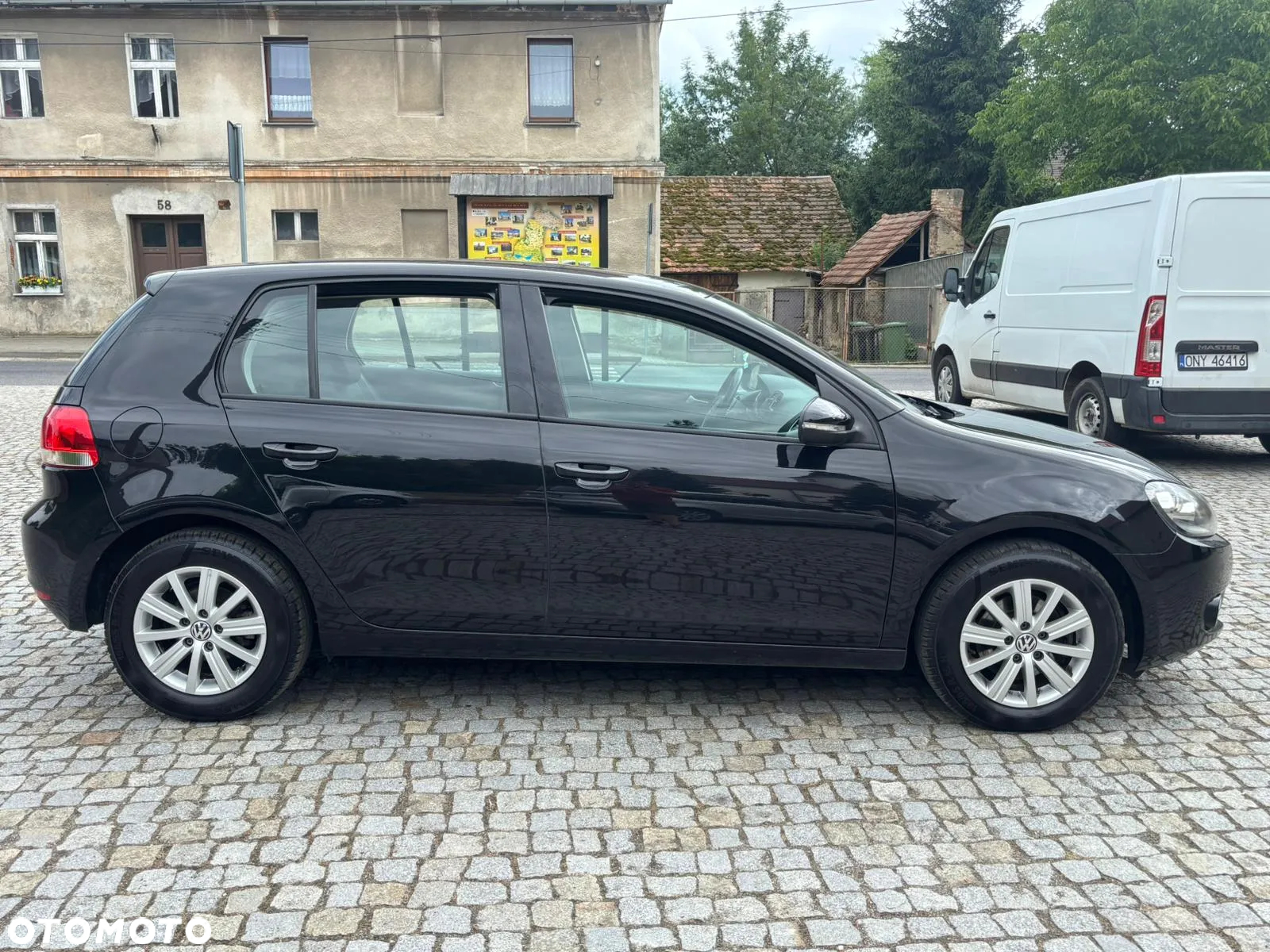 Volkswagen Golf VI 1.6 TDI Comfortline - 4