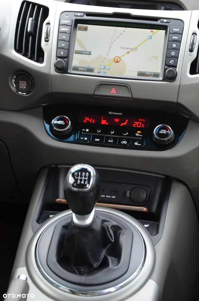 Kia Sportage 1.7 CRDI 2WD ISG Spirit - 17