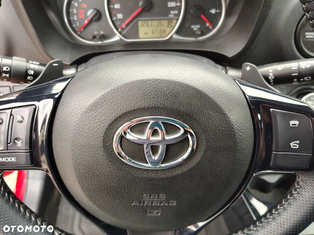 Toyota Yaris 1.33 Selection Platinum MS - 14