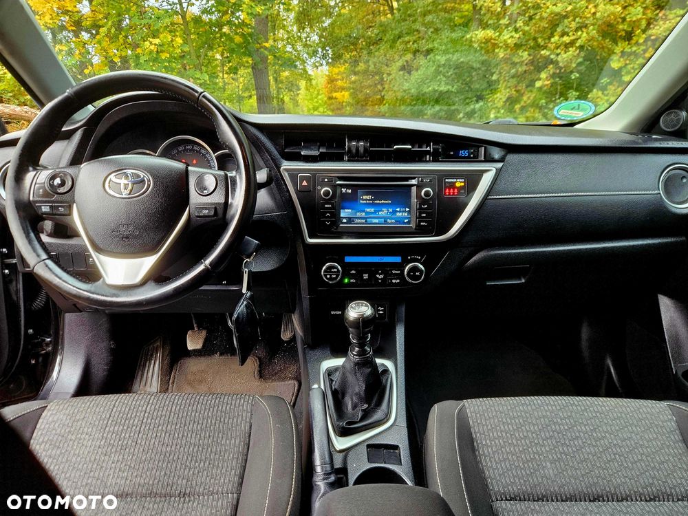 Toyota Auris - 7