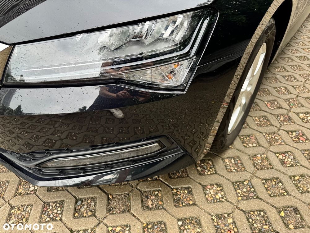 Skoda Superb 1.5 TSI Ambition DSG - 15