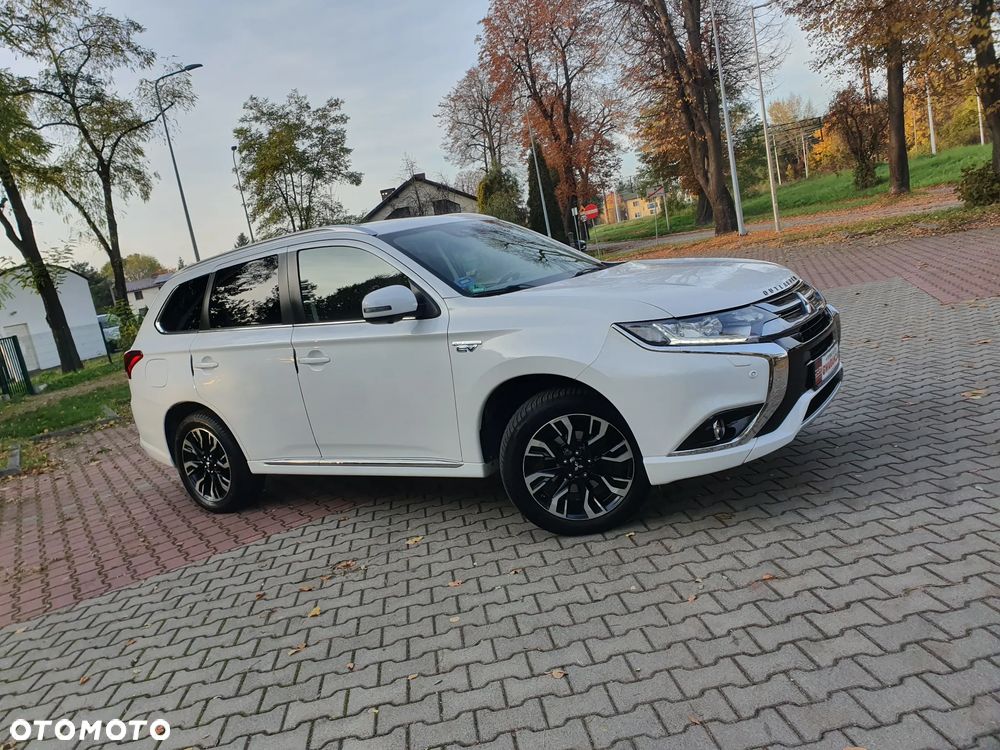 Mitsubishi Outlander 2.0 4WD Top - 39