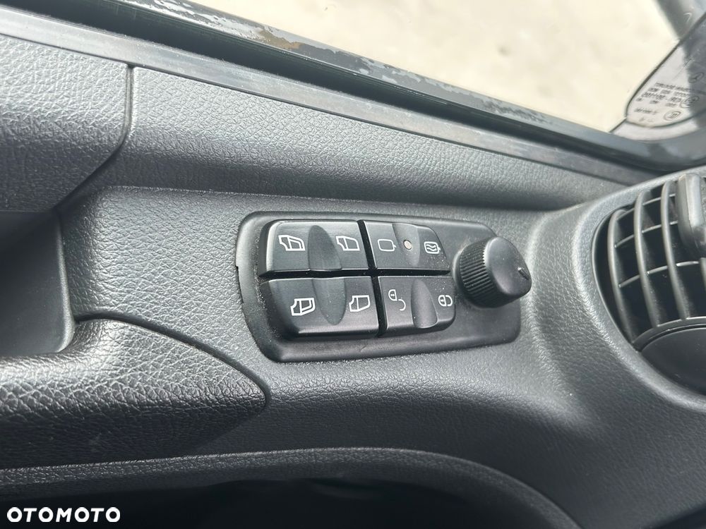 Mercedes-Benz ATEGO 1224 dł.7,30 wys.2,45 szer.2,49 /18 EURO PALET - 20