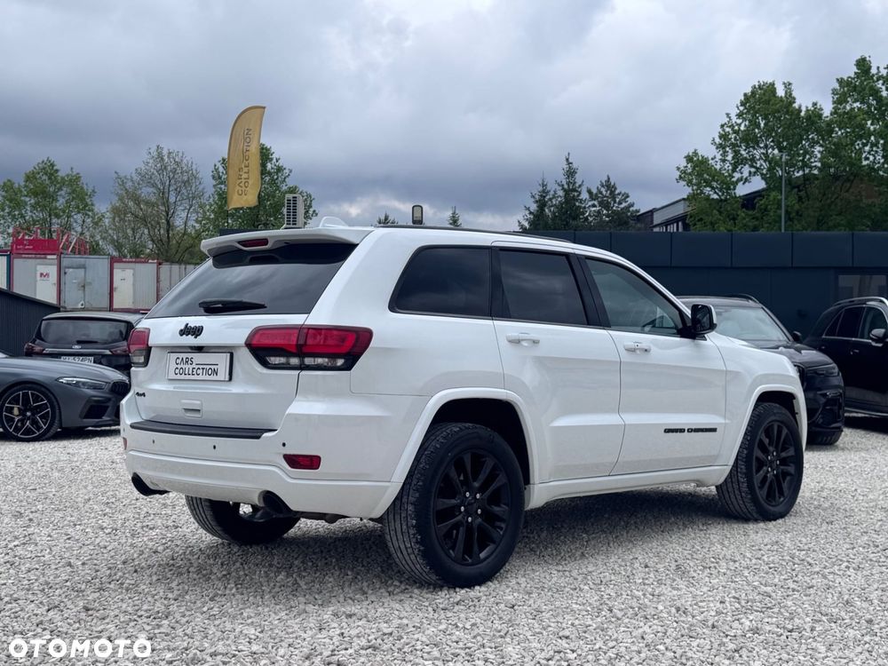 Jeep Grand Cherokee - 5