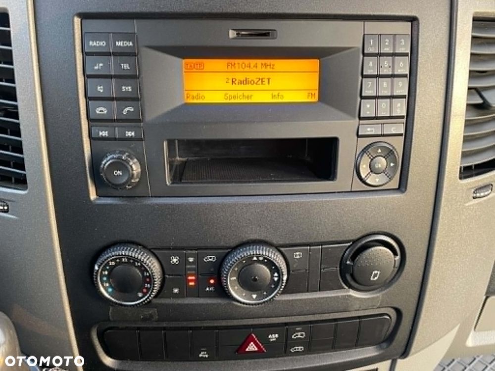 Mercedes-Benz Sprinter - 35