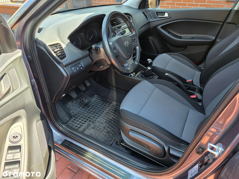 Hyundai i20 1.2 Comfort - 12