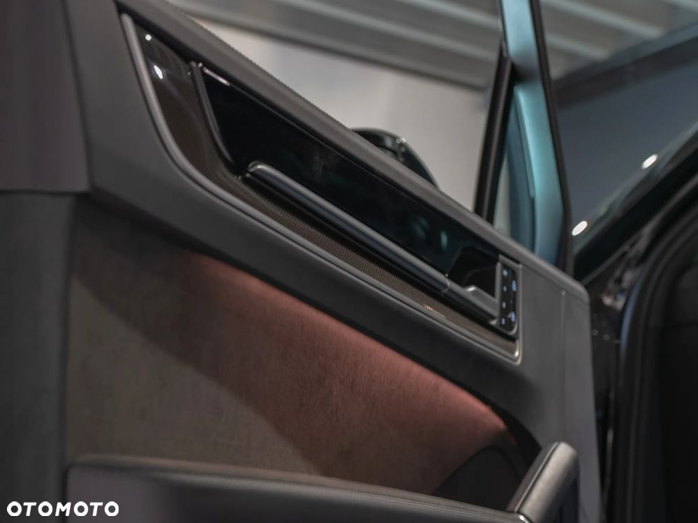 Porsche Cayenne - 20